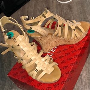 Size 8 Guess Wedges